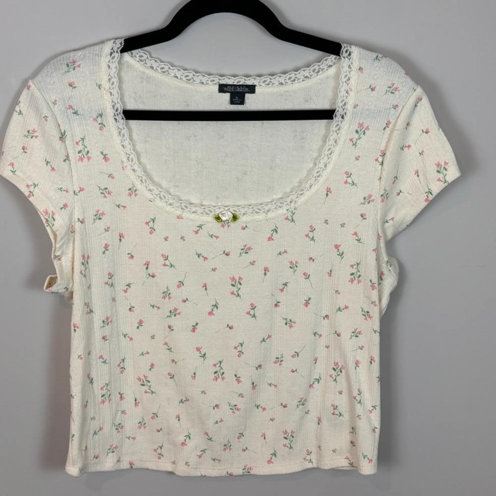 Wild Fable Womens Cropped white Rose pattern Y2K 90's top sz XL Fairy lace trim